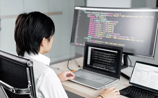 商洛 api php源码,下载的php源码怎么运行呢？